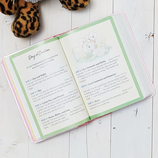 NKJV, Precious Moments Small Hands Bible, Comfort Print: Holy Bible, New King James Version